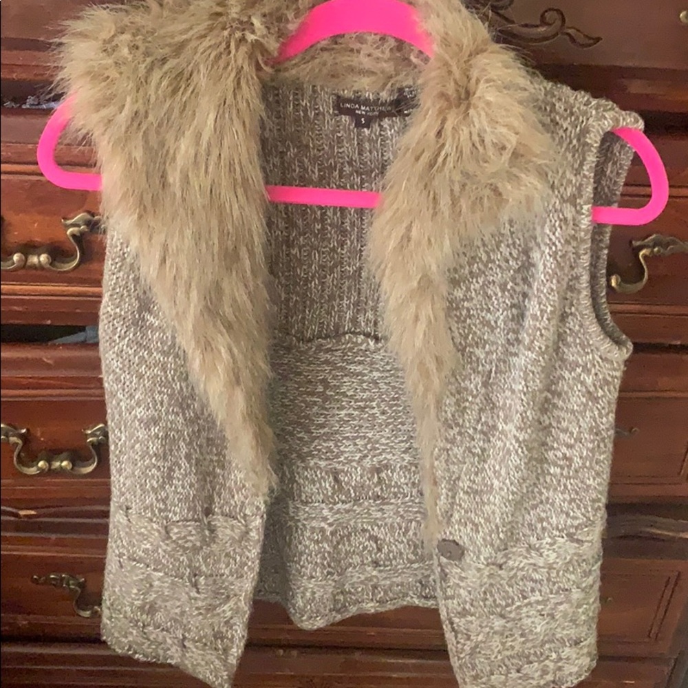 Fur vest